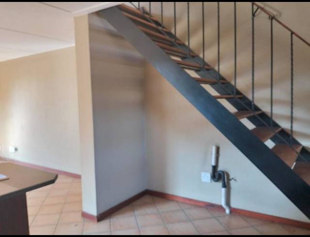 2 BEDROOM PROPERTY TO RENT IN NORTON'S HOME ESTATE